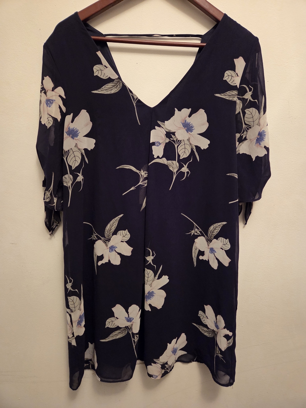 Soprano Navy Floral V-Neck Tunic